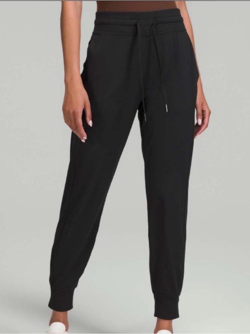 Lululemon Ready to Rulu High-Rise Jogger
Black
